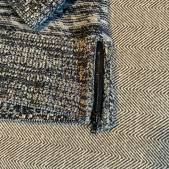 Banana Republic Navy Heather Crop Sweater with Zipper Accent - Picture 8 of 10